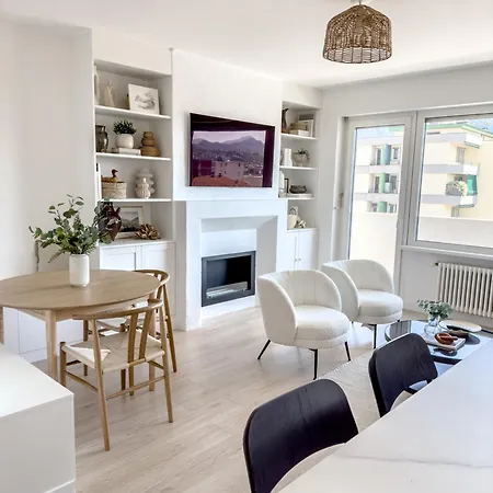 Charming New 1br Oasis Near Lake * לוגאנו
