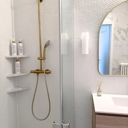 Charming New 1br Oasis Near Lake * לוגאנו